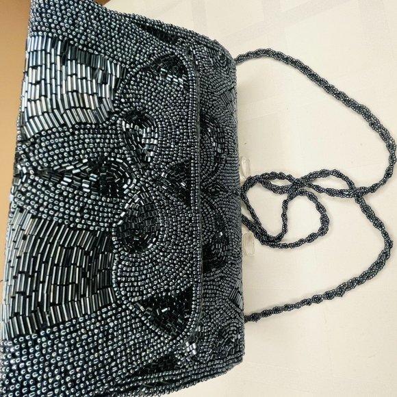 🌙 Dark Silver Vintage Beaded Evening Clutch – Italian Beads & Satin Elegance - Picture 10 of 12
